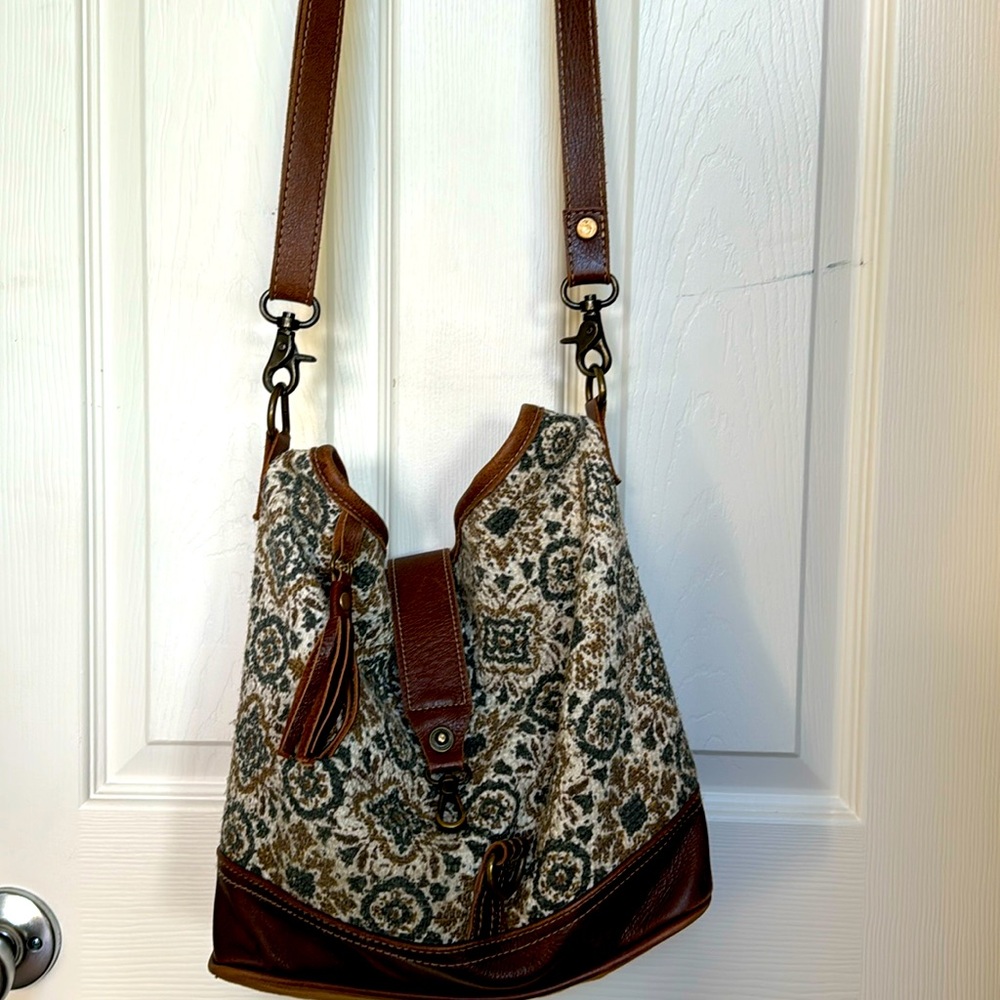 Myra bag, great condition - Picture 1 of 3